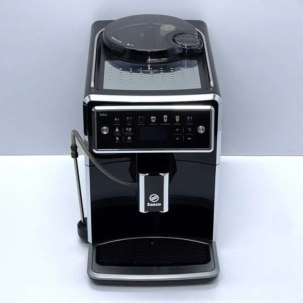 Кофемашина Б/У Saeco Xelsis SM7580 купить по цене 15660 грн | ROOV