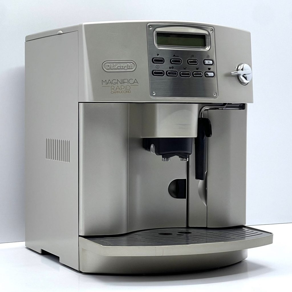 kavomashyna-delonghi-magnifica-rapid-cappuccino-vidnovlena