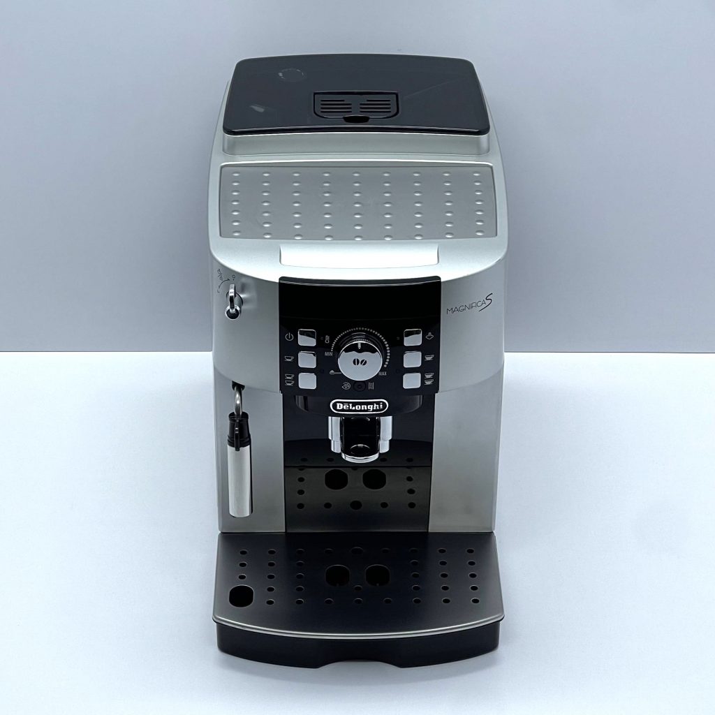 kavomashyna-delonghi-magnifica-s-silver-vidnovlena
