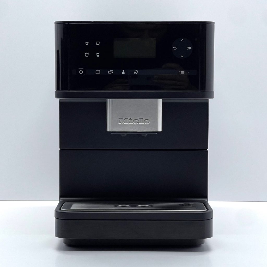 kavomashyna-miele-cm6110-obsw-black-vidnovlena