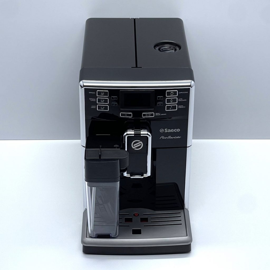 kavomashyna-saeco-picobarista-black-vidnovlena