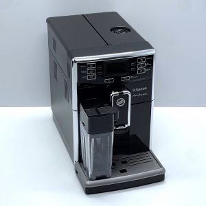 kavomashyna-saeco-picobarista-black-vidnovlena