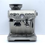 kavovarka-rizhkova-sage-barista-express-vidnovlena
