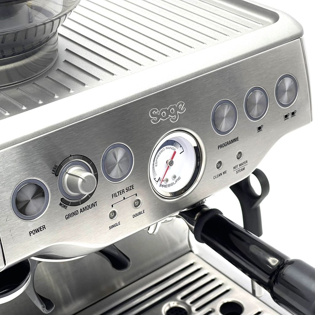 kavovarka-rizhkova-sage-barista-express-vidnovlena