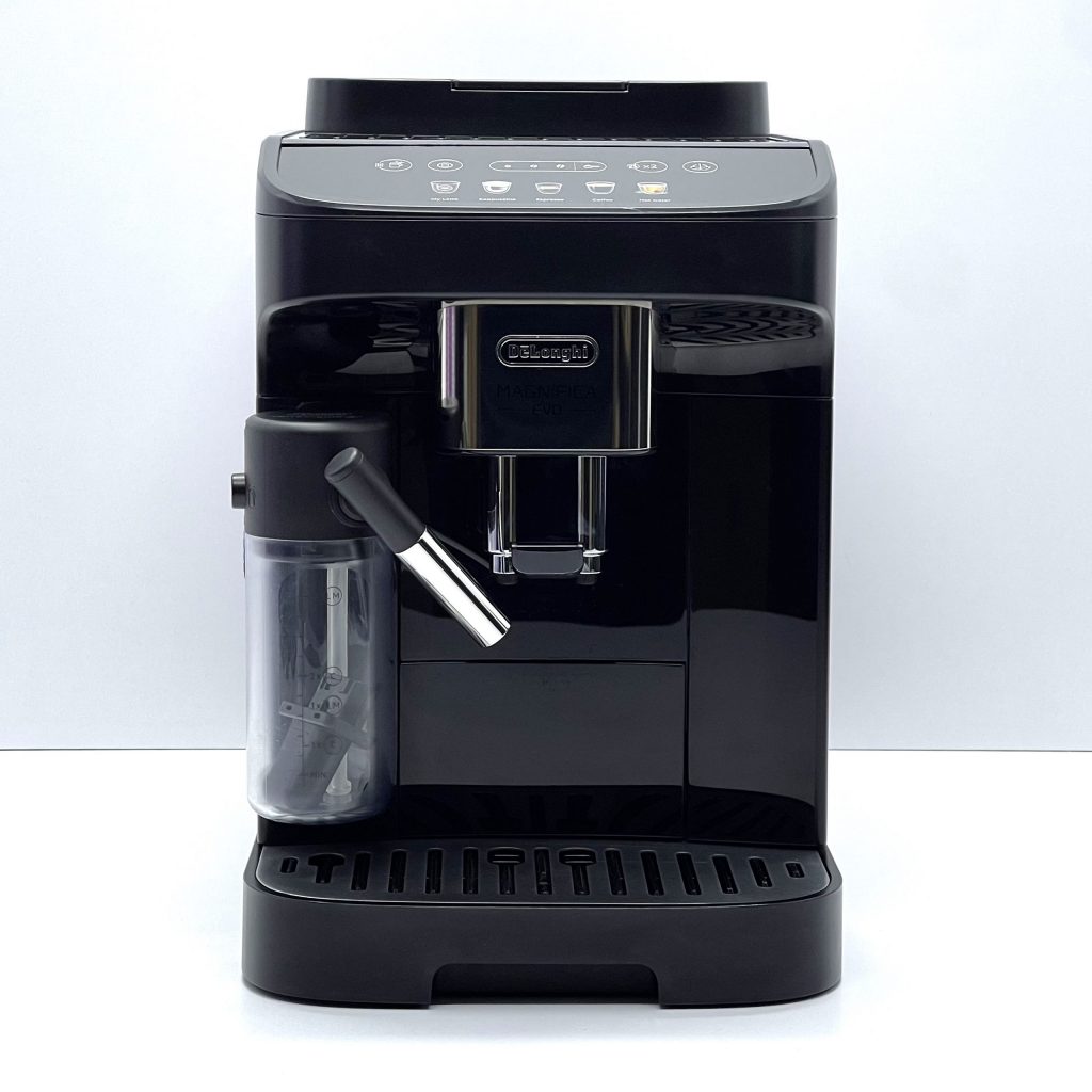 kavomashyna-b-v-delonghi-magnifica-evo-cappuccino-plus-black