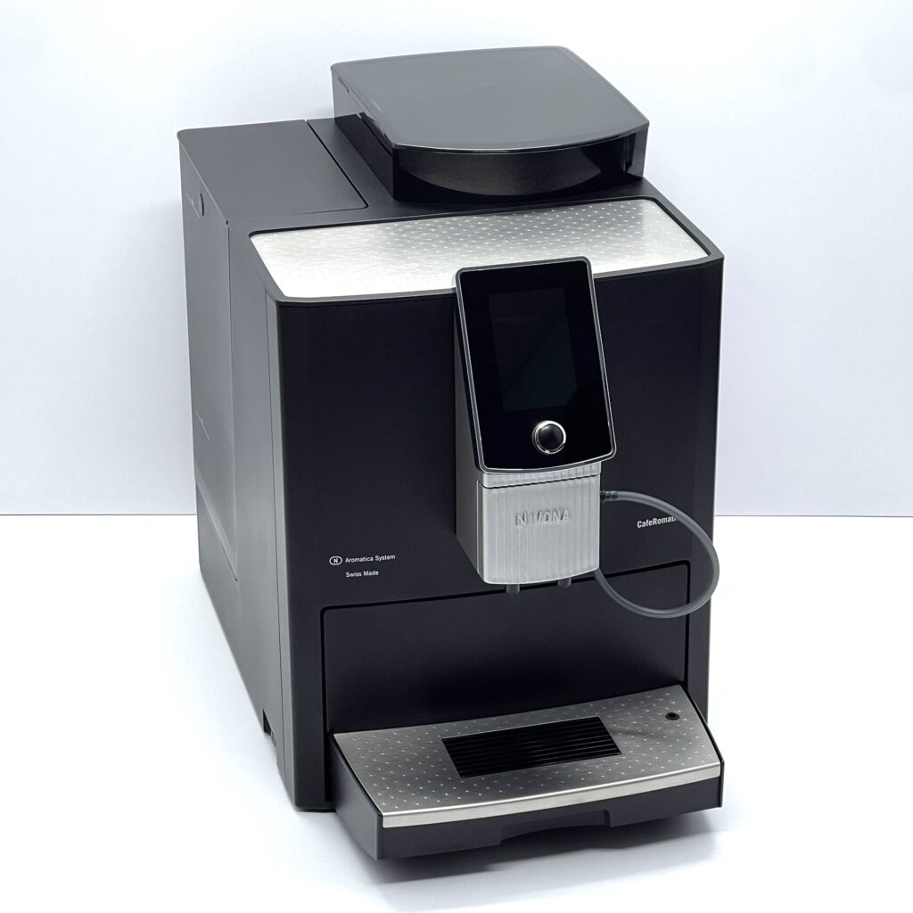 kavomashyna-b-v-nivona-caferomantica-1030