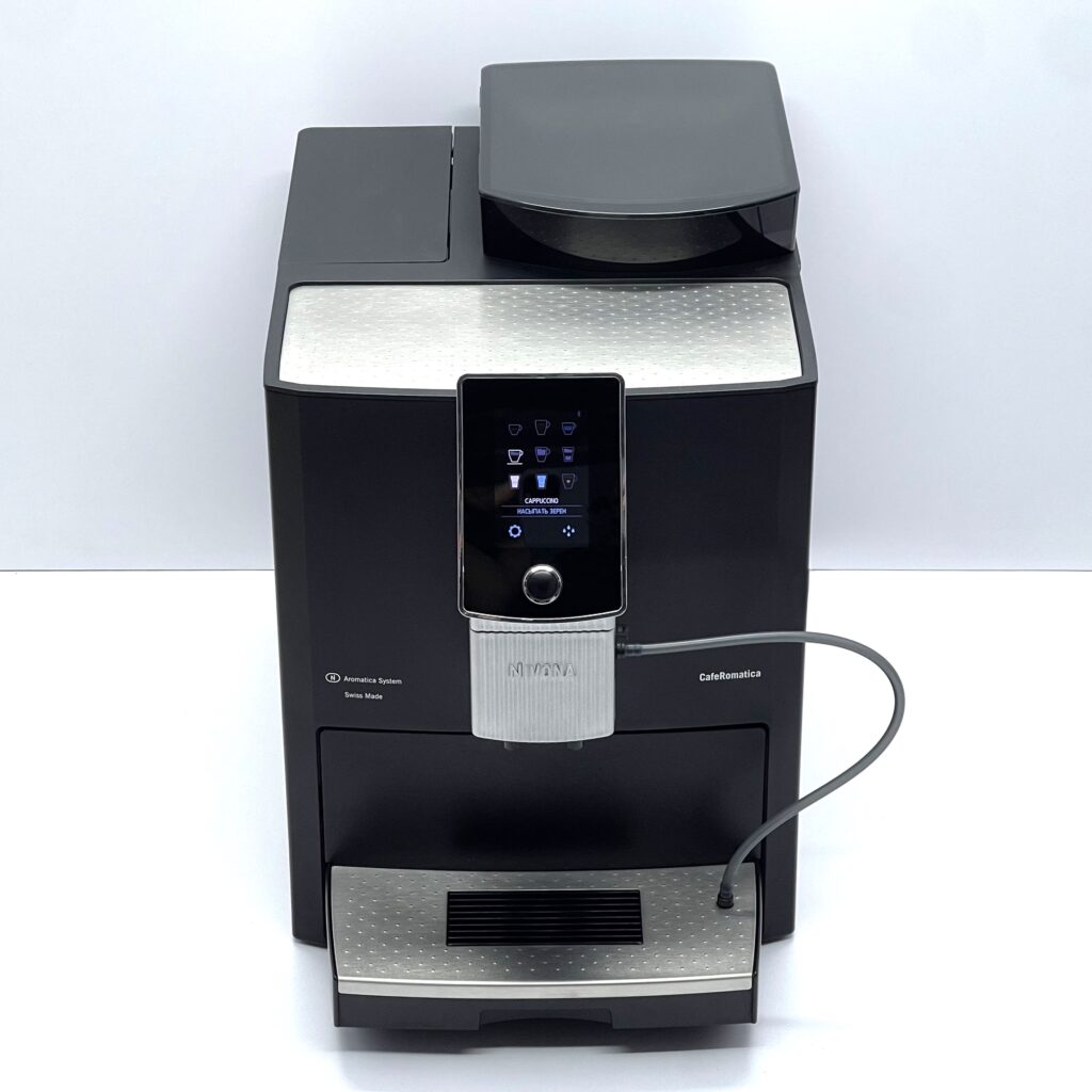 kavomashyna-b-v-nivona-caferomantica-1030