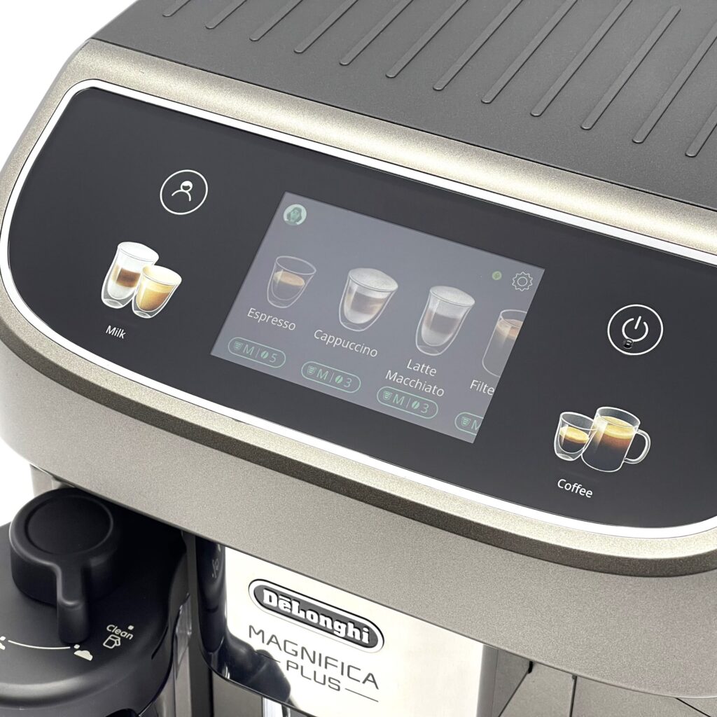 kavomashyna-b-v-delonghi-magnifica-plus-cappuccino-titan