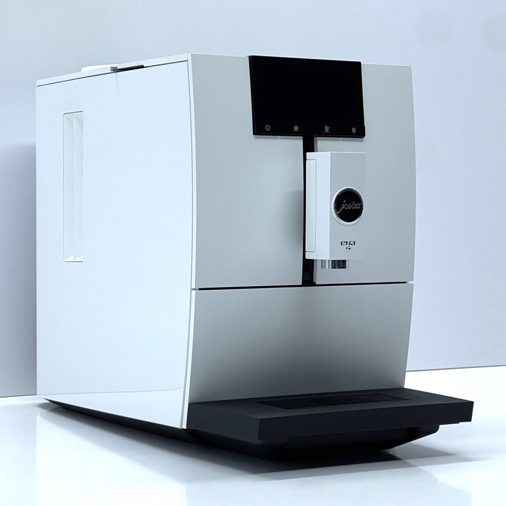 kavomashyna-b-v-jura-ena-4-nordic-white