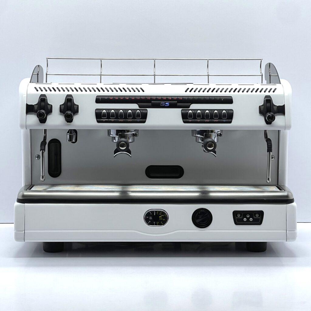 profesijna-kavomashyna-b-v-la-spaziale-s5-a2-white-vidnovlena